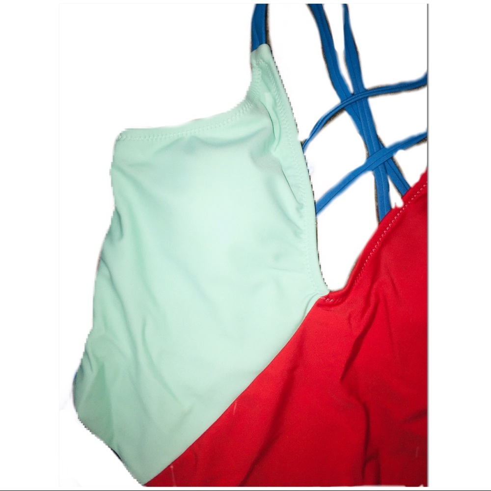 • LAST 1! One Piece Color Block Swim Suit • - Picture 6 of 7